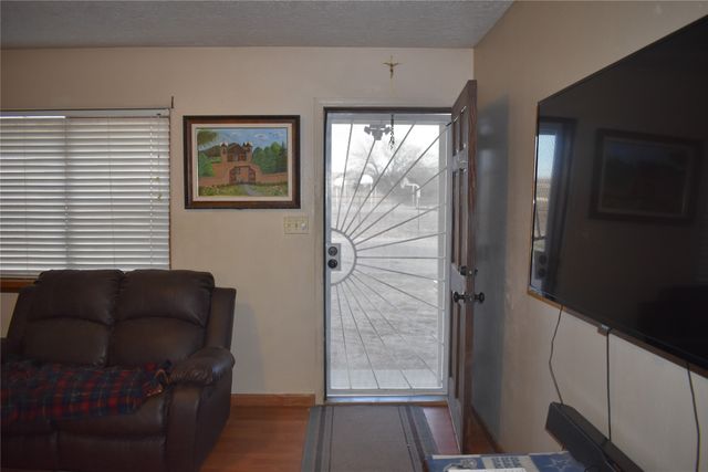 526 Camino Arbolera, Espanola, NM 87532