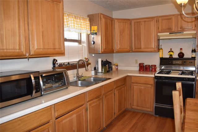 526 Camino Arbolera, Espanola, NM 87532