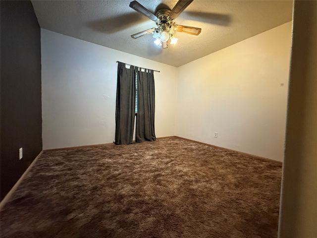 526 Camino Arbolera, Espanola, NM 87532