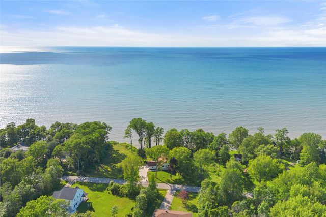 7466 N SHORE Drive, Erie, PA 16511