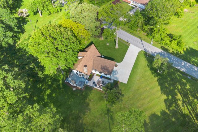 7466 N SHORE Drive, Erie, PA 16511