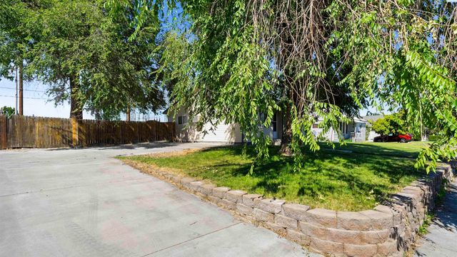 1008 Wilson St, Richland, WA 99354