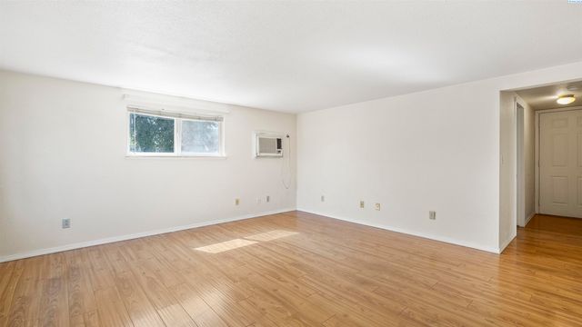 1008 Wilson St, Richland, WA 99354