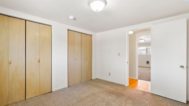 1008 Wilson St, Richland, WA 99354