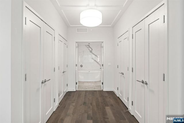 800 Ave At Port Imperial 317, Weehawken, NJ 07086