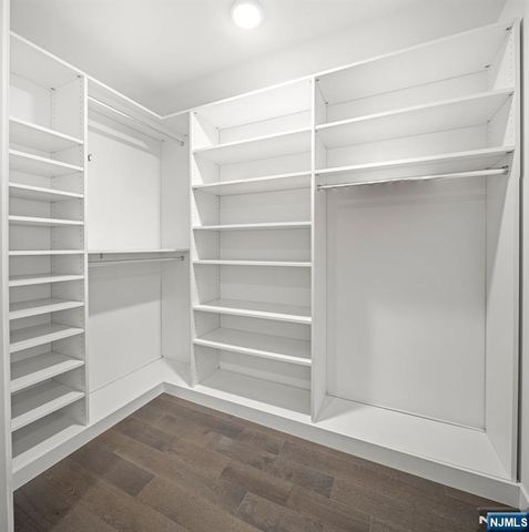 800 Ave At Port Imperial 317, Weehawken, NJ 07086