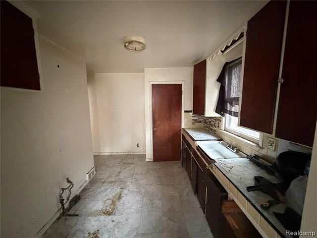 15436 Fielding Street, Detroit, MI 48223