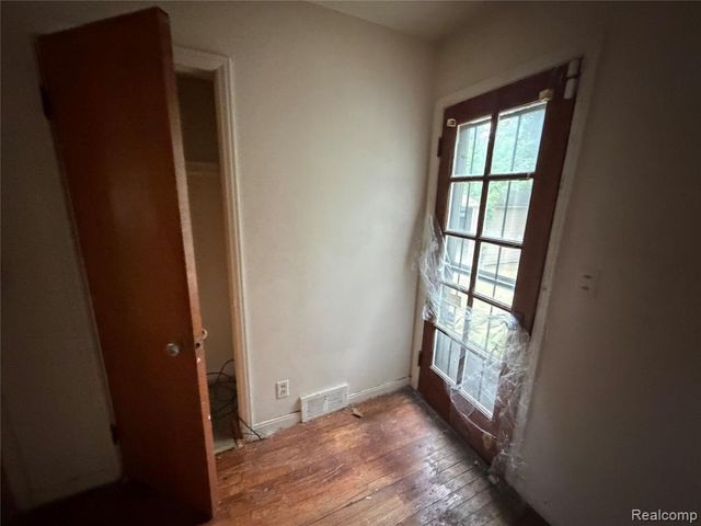 15436 Fielding Street, Detroit, MI 48223
