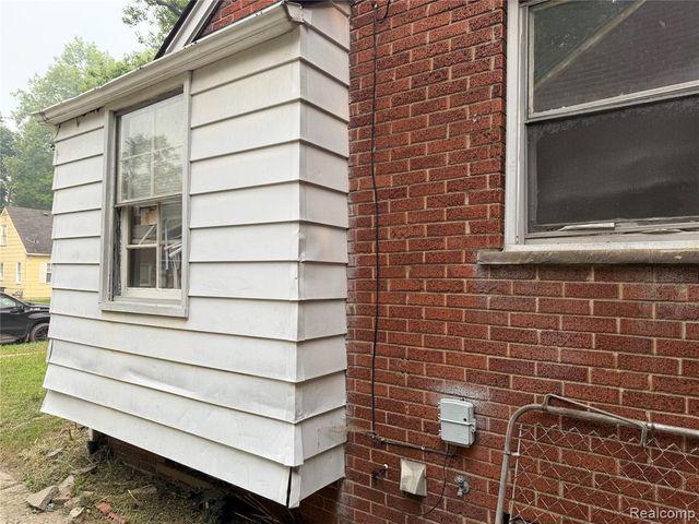 15436 Fielding Street, Detroit, MI 48223