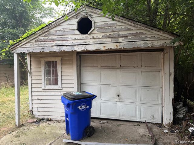 15436 Fielding Street, Detroit, MI 48223
