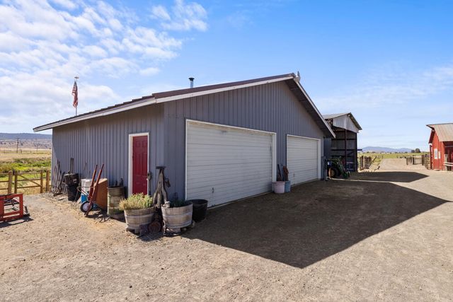10403 Matney Way, Klamath Falls, OR 97603