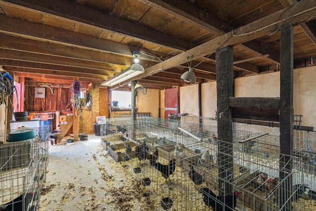 10403 Matney Way, Klamath Falls, OR 97603