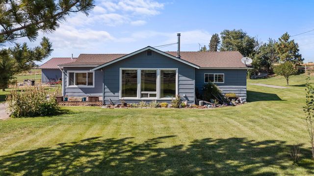10403 Matney Way, Klamath Falls, OR 97603
