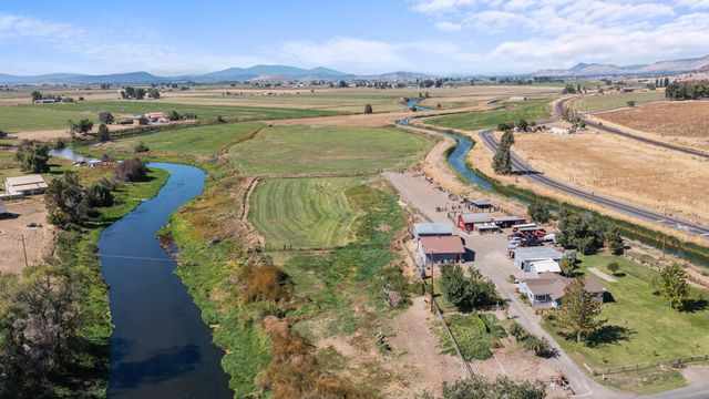 10403 Matney Way, Klamath Falls, OR 97603