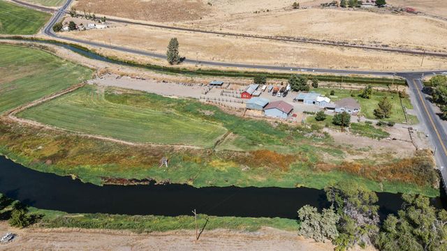 10403 Matney Way, Klamath Falls, OR 97603