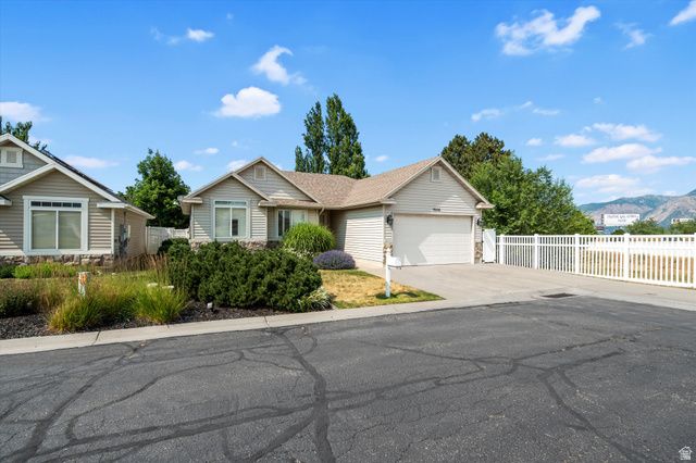 1606 W SENECA DR, Roy, UT 84067