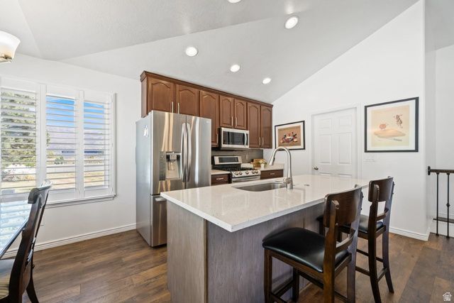1606 W SENECA DR, Roy, UT 84067