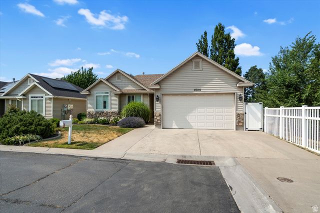 1606 W SENECA DR, Roy, UT 84067