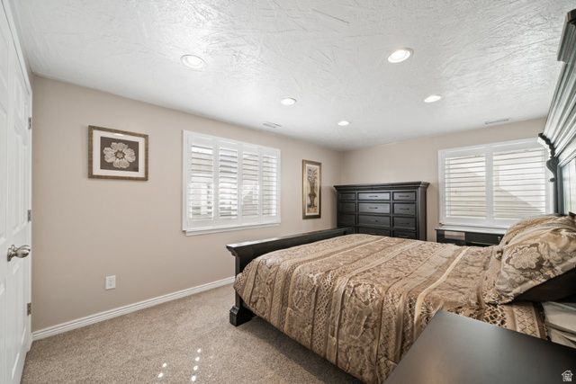 1606 W SENECA DR, Roy, UT 84067