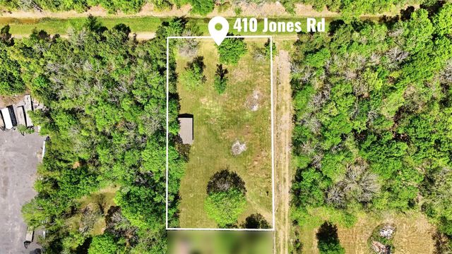 410 Jones Road, Highlands, TX 77562