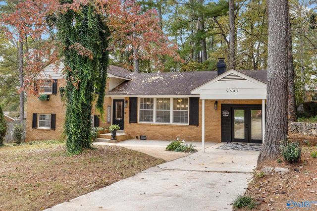 2607 Valley Brook Circle, Huntsville, AL 35811