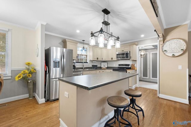 2607 Valley Brook Circle, Huntsville, AL 35811