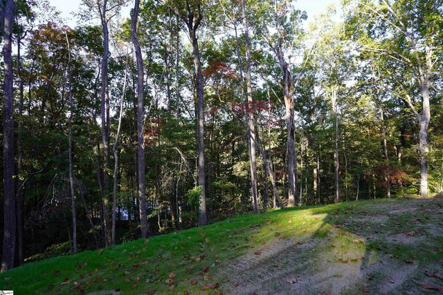 16 Forest Drive, Travelers Rest, SC 29690