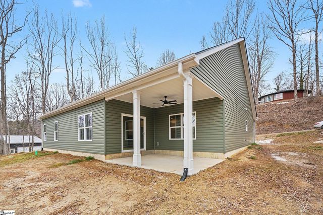 16 Forest Drive, Travelers Rest, SC 29690