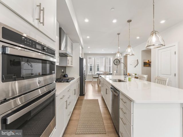 2841 HOKIE LN, Alexandria, VA 22306