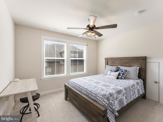 2841 HOKIE LN, Alexandria, VA 22306
