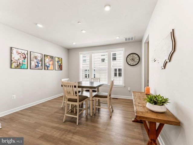 2841 HOKIE LN, Alexandria, VA 22306