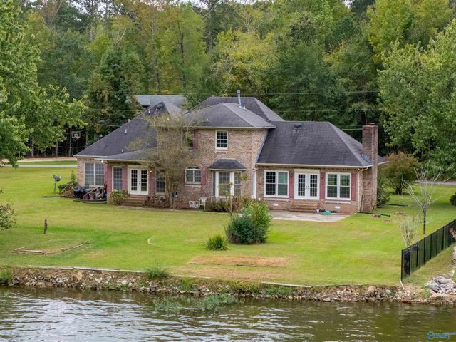 3240 Bridge Point Road, Southside, AL 35907