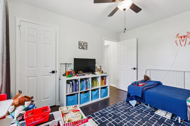 843 N Palmers Chapel Rd, White House, TN 37188