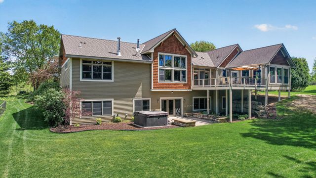 5784 Lily Avenue N, Lake Elmo, MN 55042