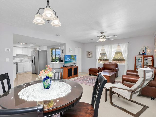 4021 SE 19TH AVENUE 201, Cape Coral, FL 33904