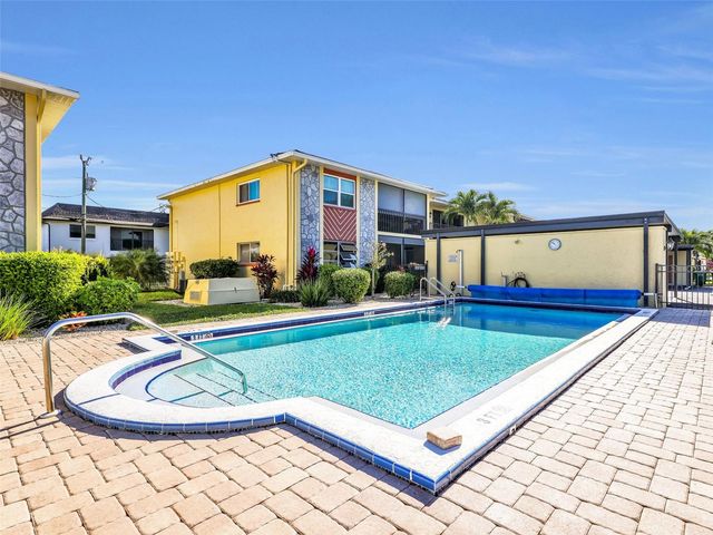 4021 SE 19TH AVENUE 201, Cape Coral, FL 33904