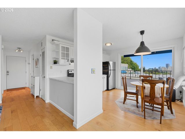 3515 Sw BARBUR Blvd X3, Portland, OR 97239