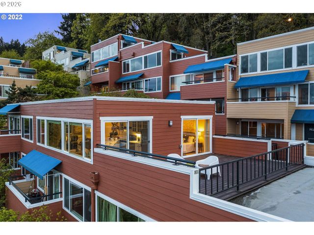 3515 Sw BARBUR Blvd X3, Portland, OR 97239