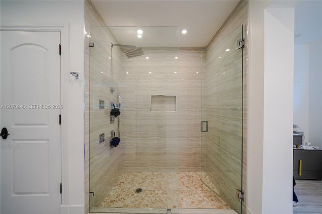 8134 Twin Lake Drive, Boca Raton, FL 33496