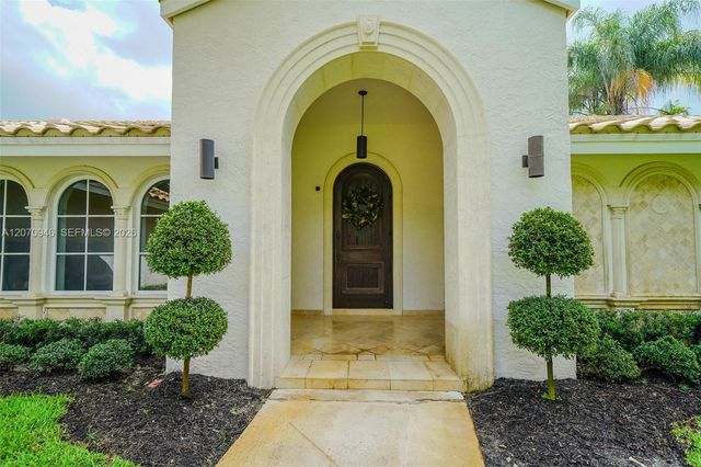 8134 Twin Lake Drive, Boca Raton, FL 33496