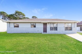 674 Altamira Street NW, Palm Bay, FL 32907