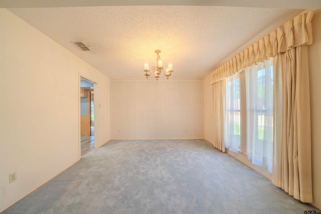 1416 Lazy Ln, Longview, TX 75604