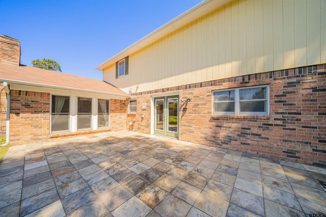 1416 Lazy Ln, Longview, TX 75604
