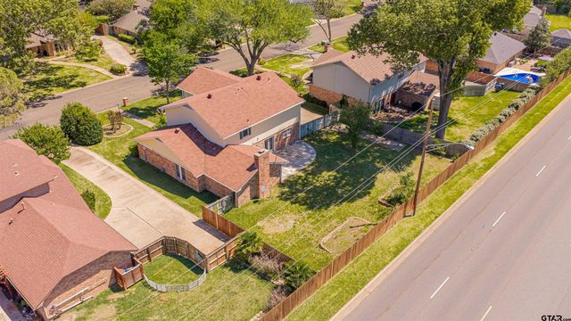 1416 Lazy Ln, Longview, TX 75604