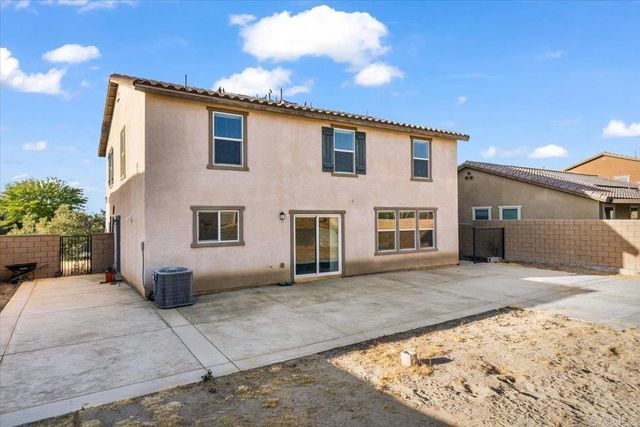 14361 Pioneer Way, Victorville, CA 92394