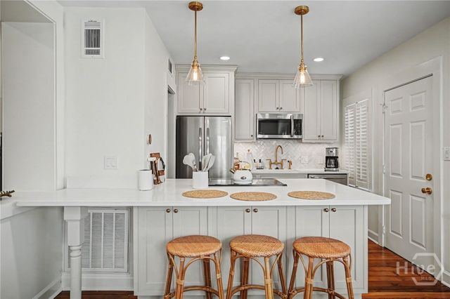 108 W Jones Street, Savannah, GA 31401