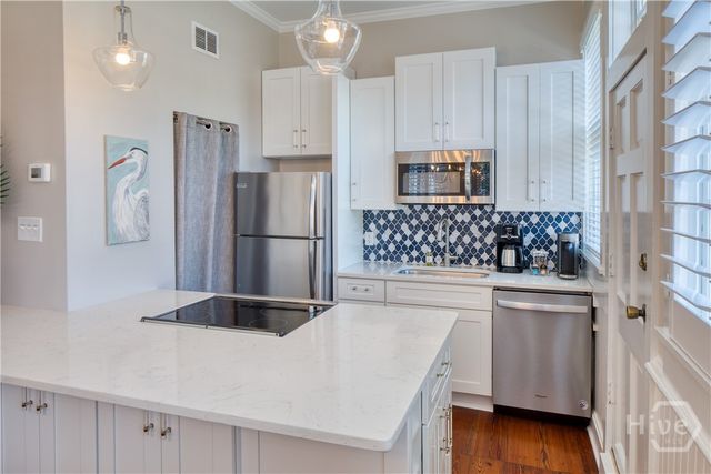 108 W Jones Street, Savannah, GA 31401