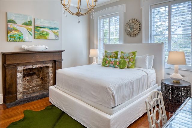 108 W Jones Street, Savannah, GA 31401