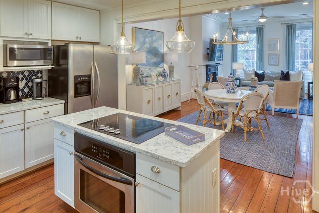 108 W Jones Street, Savannah, GA 31401