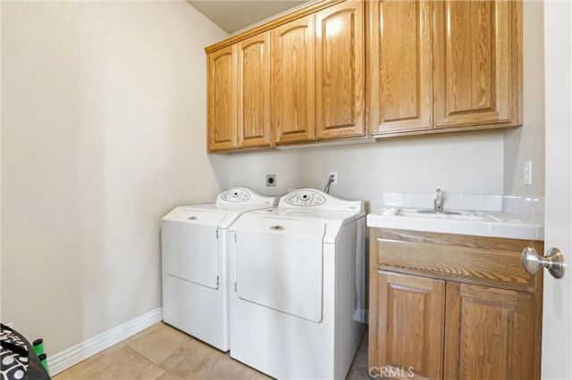 5773 Merito Street, Hesperia, CA 92344